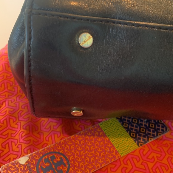 Tory Burch Black Nico East West Leather Tote with Gold Hardware - Picture 8 of 16